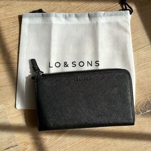 LO & SONS Magnolia Leather wallet - Like New!!!